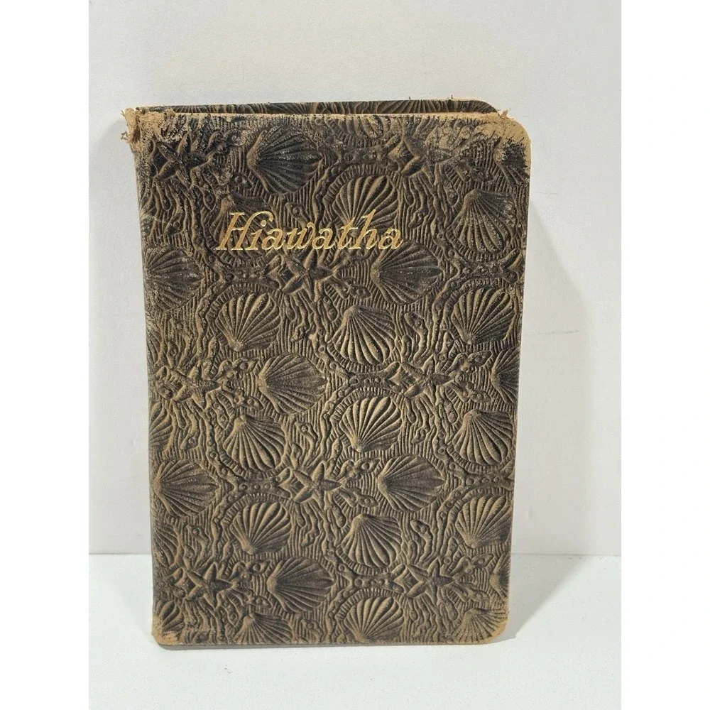 Vintage 1898 Song of Hiawatha Henry Wadsworth Longfellow Gold‎ Edge Minnehaha Ed